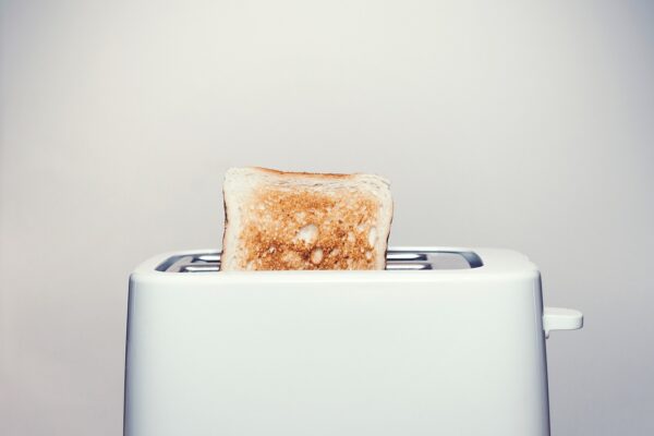 toaster, toast, bread-2617854.jpg